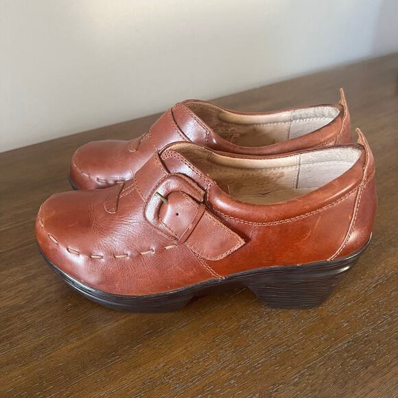 Sanita Professional Nicky Suze Brown Leather Clogs with Buckle- Size EU 38 US 7 - Picture 1 of 11